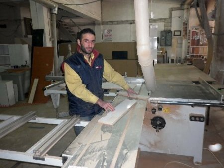 Oltulu işitme engelli milli sporcu ilgi bekliyor