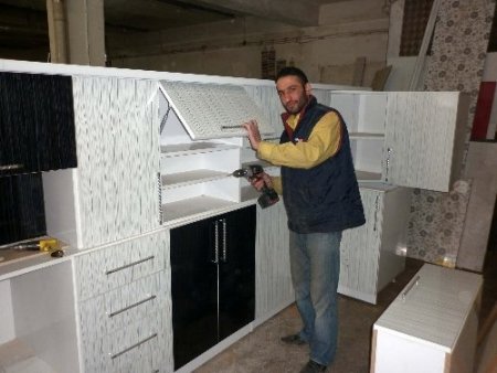 Oltulu işitme engelli milli sporcu ilgi bekliyor