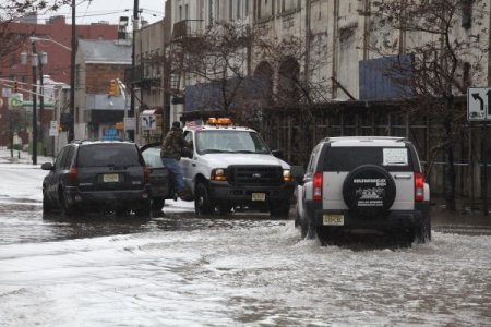 Ölü sayısı 39’a çıktı, New York’ta 80 ev yandı