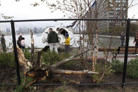 Ölü sayısı 39’a çıktı, New York’ta 80 ev yandı