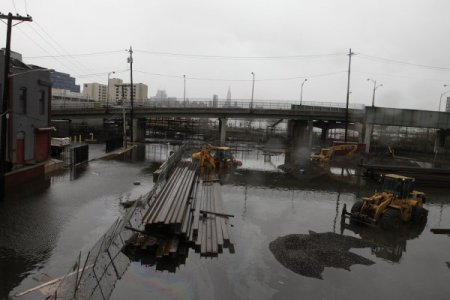 Ölü sayısı 39’a çıktı, New York’ta 80 ev yandı