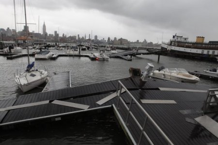 Ölü sayısı 39’a çıktı, New York’ta 80 ev yandı