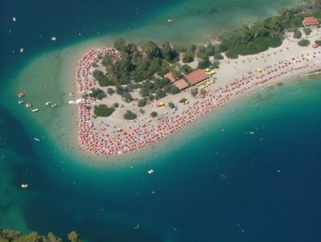 Ölüdeniz Avrupa’nın En İyi Plajı Seçildi