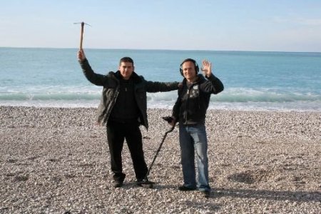 Ölüdeniz Sahilleri Define Avcılarının Akınına Uğradı