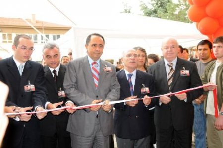 Ölüm Yıl Dönümünde Oğlu Adına Okul Açılan Baba: Bu Gün Oğlumun Nikâh Günü (düzeltme)