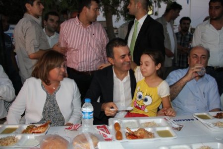 Ömer Çelik: Aleviliğin Din Olarak Gösterilmesine Gerçek Aleviler Karşı Çıkıyor