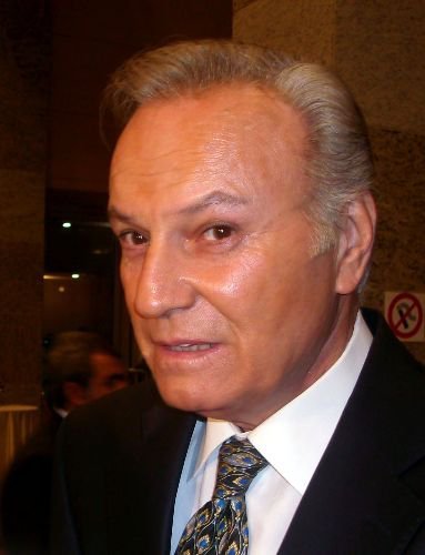 Ömer Lütfi Mete'nin Ölümü Sanat Dünyasını Yasa Boğdu