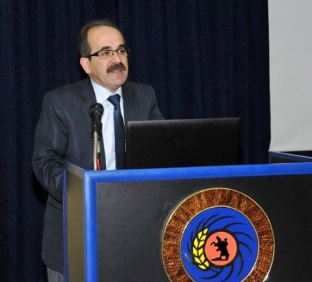 OMÜ Ziraat Fakültesi'nde damızlık hayvanların ıslahı tartışıldı
