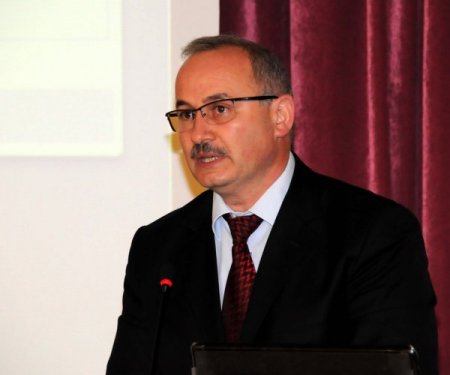 Omü'de Eğitim Süreçlerinin Değerlendirilmesi Toplantısı Yapıldı