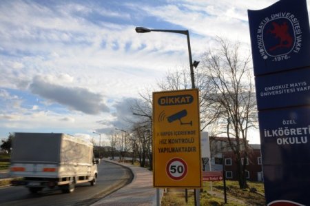 OMÜ'ye takılan kameralar kazaları kayıt altına aldı