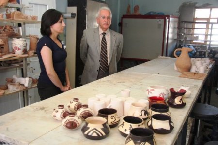 On Bin Yıllık Hacılar Seramiği Yeniden Hayat Buluyor