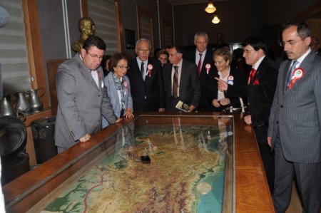 Onarılan Ankara Lisesi Müzesi törenle açıldı