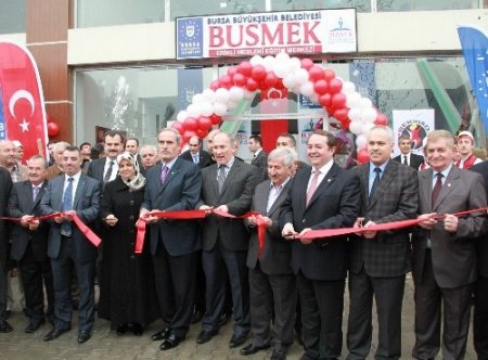 Önce kurs verip, sonra işe alacaklar