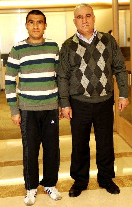 Önce taşlarını kırdılar, sonra böbreği naklettiler