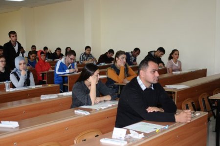 Önlisans mezunları KPSS'de ter döktü