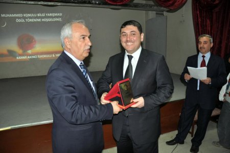 O'nu en iyi anlatan öğrenciye tablet bilgisayar