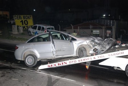 Önündeki Araca Çarpıp Takla Attırdı, Kaza Yerinden Kaçtı