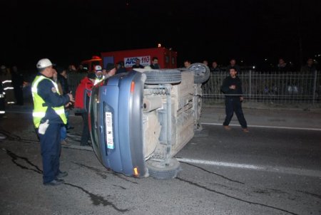 Önündeki Araca Çarpıp Takla Attırdı, Kaza Yerinden Kaçtı