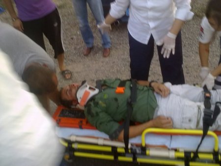 Önüne Çıkan Köpeği Ezmemek İçin Driksiyonu Kırdı Direğe Çarptı