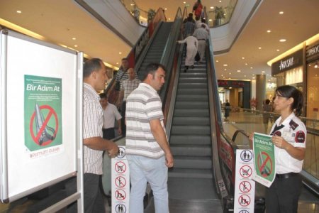 Optimum'un merdivenleri 15 dakika durdu