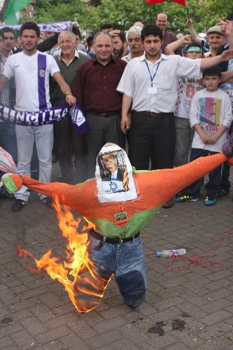 Ordu 'insanlık İçin Ayakta'