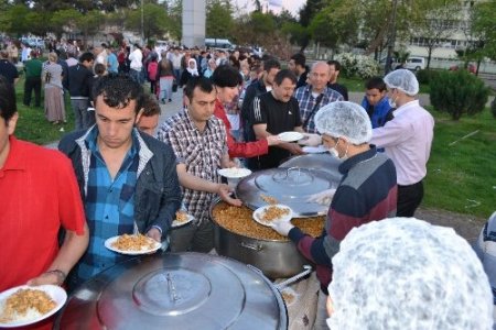 Ordu'da işçiler kan bağışında bulundu