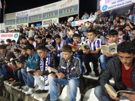 Ordulu öğrenciler, 4 büyük takımın taraftarlarıya kitap okumak istiyor