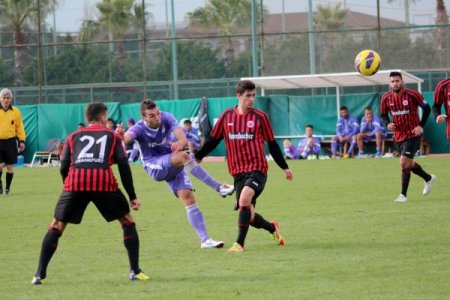 Orduspor, Eintracht Frankfurt'un B takımını 5 - 0 mağlup etti
