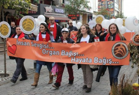 Organ bağışı için yürüdüler