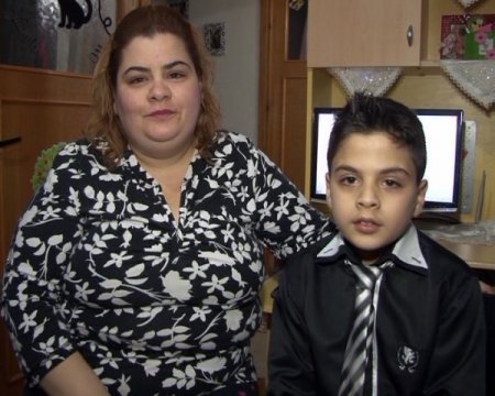 Organ bekleyen bir çocuk ölünce kampanya başlatıp 70 kişiden bağış sözü aldı