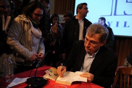 Orhan Pamuk ve İtalyan yazar söyleşi yaptı
