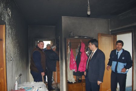 Orhaneli’nde elektrik prizinden çıkan yangın korkuttu