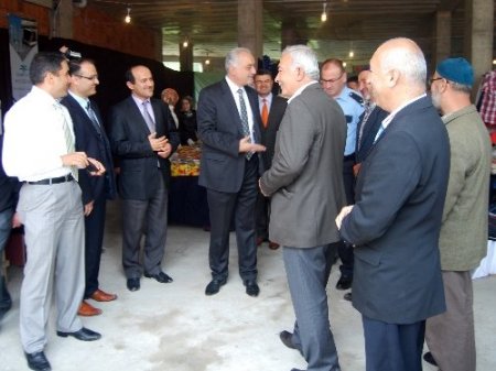 Orhaneli’nde yurtlarda kalan öğrenciler yararına kermes