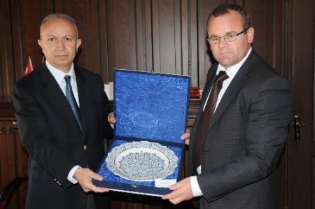 Orhangazi Kosova'dan gelen kardeş okulu ağırlıyor