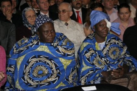 Orta Afrikalı Hasta, Yatağından Kalkarak Türkçe Olimpiyatları'nı İzledi
