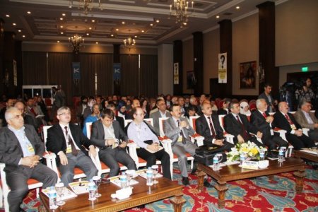 'Ortadoğu'daki gelişmeler akademik sorgulama sürecini de başlattı'