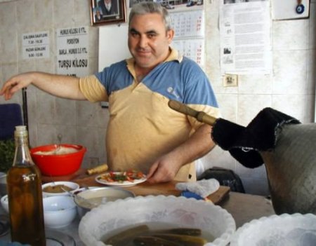 Ortadoğudaki Humus Tartışmalarına Antakyalı Humus Ustası Da Katıldı