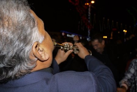 Ortaköy'de yılbaşını davul zurnayla karşıladılar