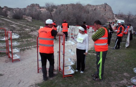 Oryantiring Yarışları Taş Orman'da başladı