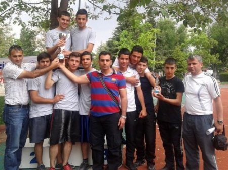 Oryantiring yarışmalarında büyük çekişmeler yaşanıyor