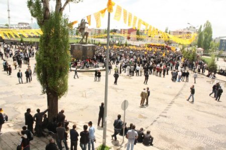 Osman Baydemir, Kars'ta Bağımsız Adaya Destek Verdi