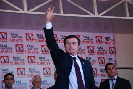 Osman Pamukoğlu: Yıllarca Atatürk’e Ve Milliyetçiliğe Sırtlarını Dayadılar