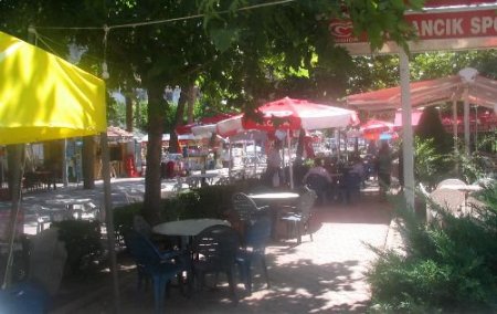 Osmancık'ta Yazın Sahil Keyfi Yaşanıyor