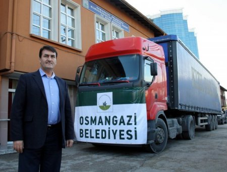 Osmangazi Belediyesi'nden Suriyeli sığınmacılara 2 TIR yardım malzemesi