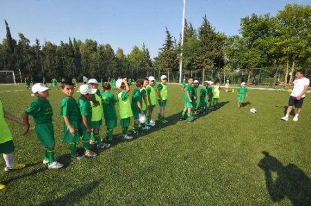 Osmaniye Belediyesi ücretsiz 5. Yaz Spor Okulları başladı