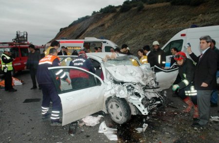 Osmaniye-hatay Karayolunda Kaza: 3 Ölü, 7 Yaralı
