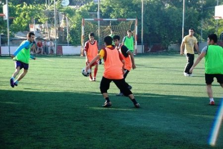 Osmaniye'de 19 Mayıs Futbol Turnuvası başladı