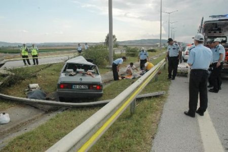 Osmaniye'de Anne Ve Kızı Trafik Kazasında Hayatını Kaybetti