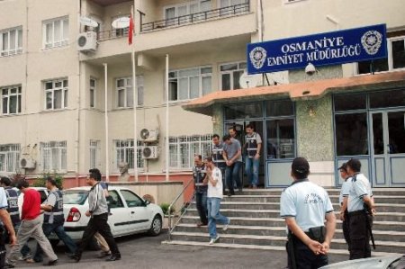 Osmaniye'de Gözaltına Alınan 19 Kişiden 12'si Tutuklandı