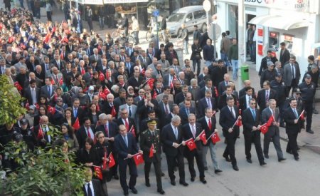 Osmaniye'de Kurtuluş Yürüyüşü